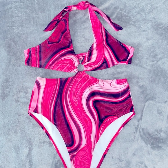 SHEIN Other - Abstract fluid pattern halter one piece swimsuit